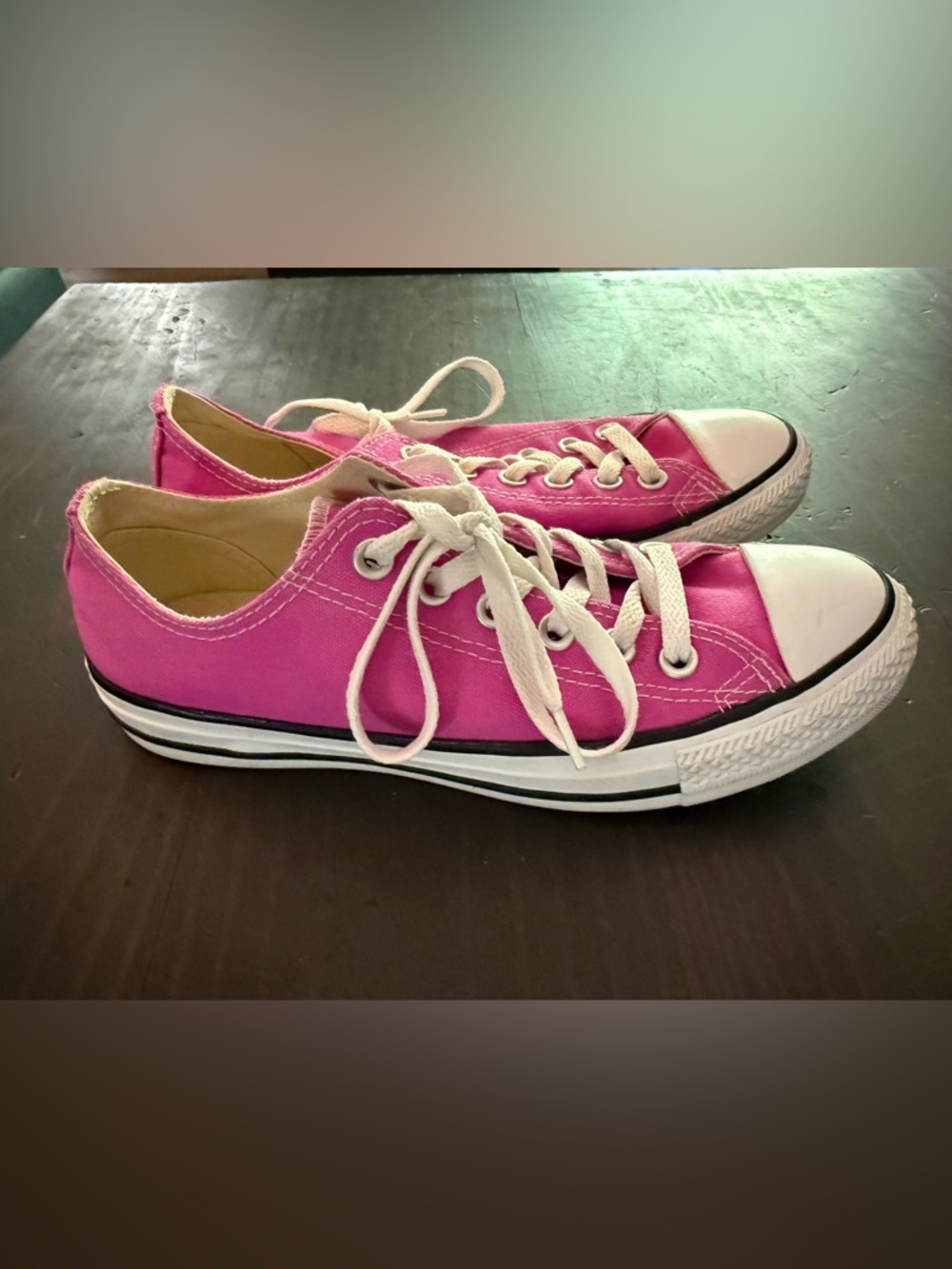 Hot pink converse 7.5 women’s - Picture 2 of 8
